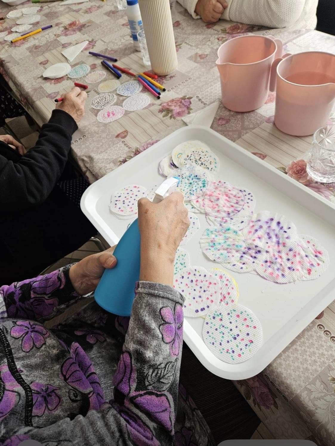 Timp petrecut împreună de rezidenții Casei Cristiana — cămin bătrâni Cluj.